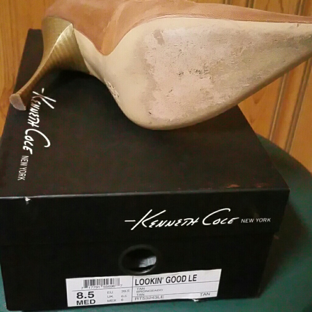 Pumps - Picture 3 of 3